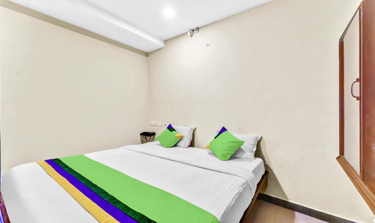 Treebo B Coral, 2 Km From Promenade Beach Pondicherry Exterior foto